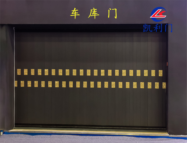 平移侧开车库门